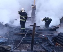 В Вышневолоцком округе дотла сгорела дача в СНТ Автомобилист