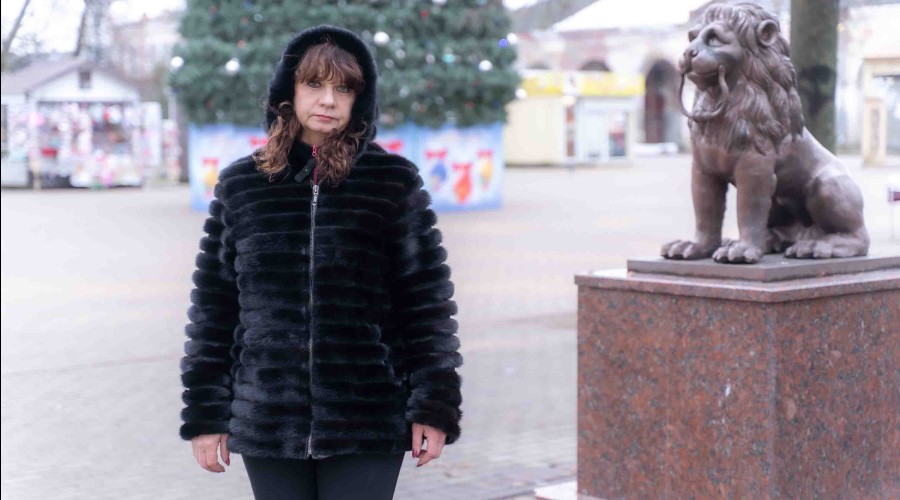 Гид Ольга Копьёва поздравляет вышневолочан с наступающим Новым годом и Рождеством