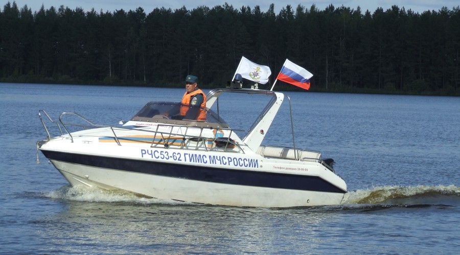 Водоемы находятся под пристальным контролем сотрудников Вышневолоцкого отделения ГИМС МЧС России 