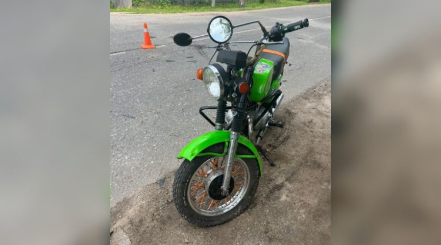 Мотоциклист получил травмы в аварии с УАЗ в Вышнем Волочке
