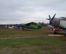 Вышневолоцкие школьники совершили прыжки с парашютом в Московской области