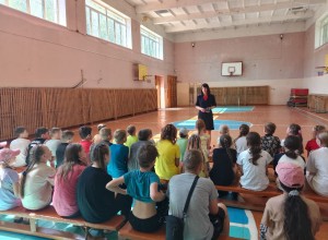 В вышневолоцких детских пришкольных лагерях в период летних каникул проходят беседы по безопасности дорожного движения
