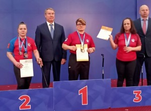 Спортсменка из Вышнего Волочка завоевала три медали на чемпионате России по армрестлингу