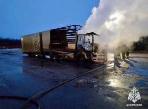 В Вышневолоцком округе сгорел грузовой автомобиль