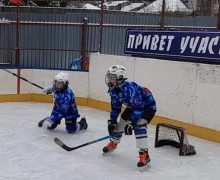 В Вышнем Волочке прошёл V межрегиональный турнир по хоккею ПЕРВЫЙ ЛЁД