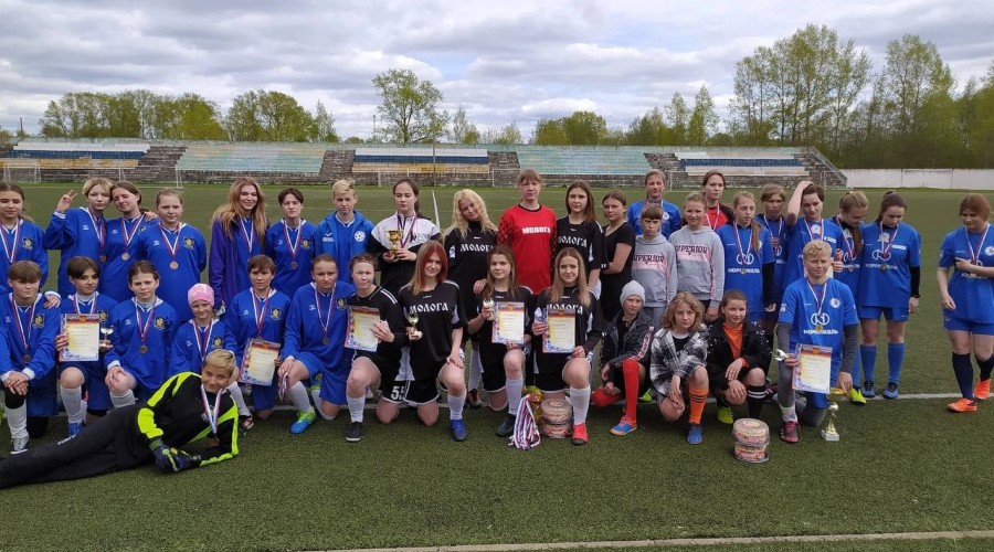 Вышневолоцкая женская команда по футболу заняла третье место в кубке «Победы»