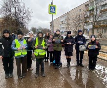 Вышневолоцкая Госавтоинспекция провела акцию Засветись - будь заметен на дороге!