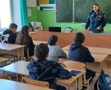 В Академической средней школе Вышневолоцкого городского округа прошел День безопасности детей