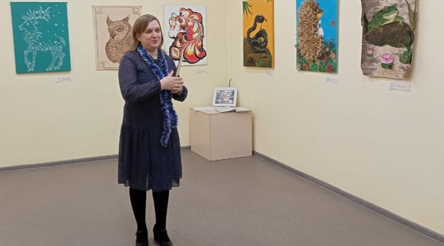 В Вышневолоцком Доме народных ремёсел открылась выставка  16 загадочных друзей