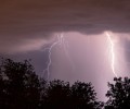 МЧС предупреждает вышневолочан о сильном ветре и грозе 18 июля