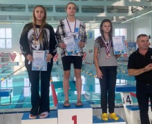 Вышневолоцкие спортсмены заняли призовые места на четвертом ежегодном Кубке малых городов Тверской области по плаванию