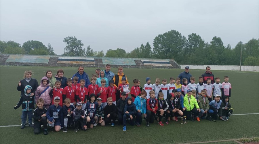 Команда ФК Волочанин-13 заняла третье место в зональных соревнованиях первенства Тверской области по футболу