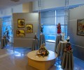 При поддержке Калининской АЭС в Удомле открылась уникальная выставка картин вышневолочанина Дмитрия Азарова и авторских кукол Елены Симакиной