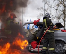 Вышневолоцкая ПСЧ-9 показали отличные результаты на соревнованиях ЦФО по проведению аварийно-спасательных работ при ликвидации ЧС на автомобильном транспорте 