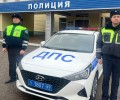 В Вышнем Волочке госавтоинспекторы помогли маме с малышом добраться до больницы