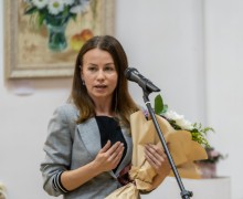 В Вышневолоцком краеведческом музее открылась выставка «Русское соцветие»