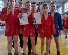 Вышневолоцкие самбисты завоевали медали на региональных соревнованиях в Торжке