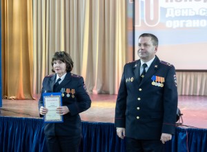 В Вышневолоцкой детской школе искусств состоялось праздничное мероприятие, посвященное Дню сотрудника органов внутренних дел. Видео