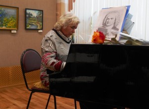 В Вышневолоцком центре детского и семейного чтения состоялся концерт Музыкальная элегия