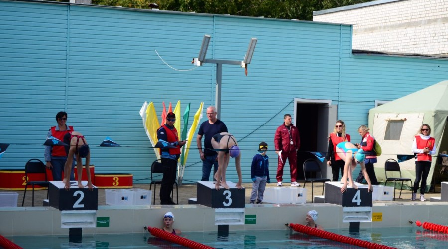 Вышневолоцкие спортсмены хорошо выступили на турнире по плаванию «Тверские надежды»