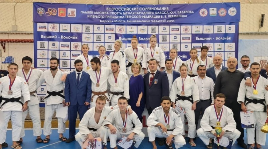 Семь медалей у хозяев: в Вышнем Волочке впервые прошел всероссийский турнир по дзюдо