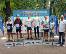 Вышневолоцкие спортсмены завоевали медали на областных соревнованиях по гребле на байдарках и каноэ «Русский свет»