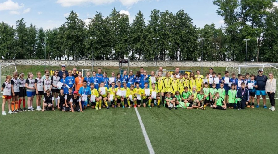 Вышневолоцкие команды заняли призовые места в региональном этапе всероссийского фестиваля «Футбол нашего двора»