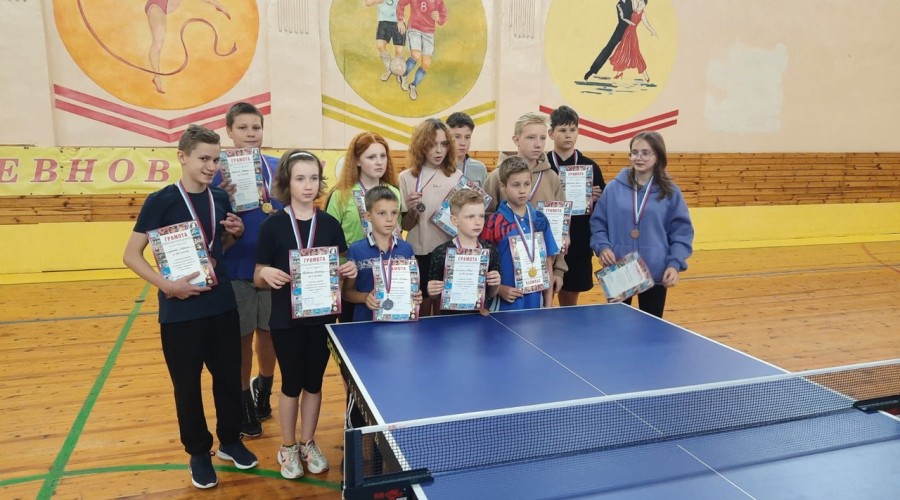 В Вышневолоцком городском округе состоялся открытый турнир по настольному теннису, посвященный Дню солидарности в борьбе с терроризмом