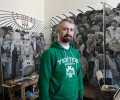 Интервью с художником-монументалистом Рустамом Яхихановым. Видео