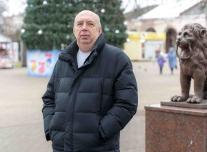 Директор Вышневолоцкого областного драматического театра поздравляет горожан с наступающими праздниками