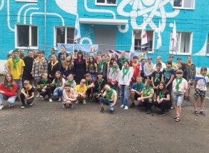 Сотрудник ОГИБДД МО МВД России Вышневолоцкий провёл профилактическое мероприятие в детском лагере Чайка