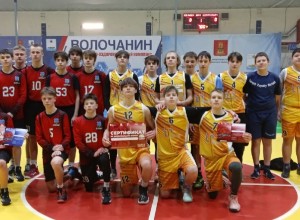 Вышневолочане победили в дивизионном этапе Всероссийского Чемпионата школьной лиги КЭС-БАСКЕТ