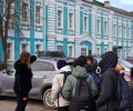 В Вышнем Волочке полицейские вместе с общественниками провели для школьников экскурсию по городу