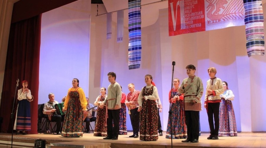 Вышневолочан просят поддержать в голосовании народно-певческий ансамбль Гусельки