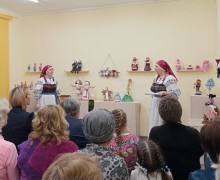В Вышневолоцком Доме народных ремёсел открылась выставка Искусство кукол