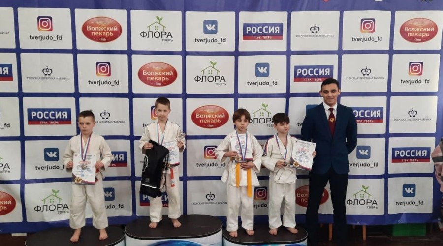 Вышневолоцкие спортсмены завоевали призовые места на открытом турнире по дзюдо в Твери