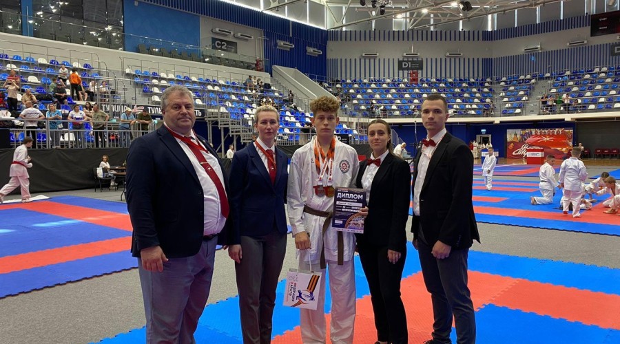 Вышневолоцкие спортсмены удачно съездили на турнир по всестилевому каратэ в Тулу 
