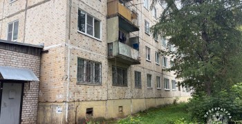 В Вышнем Волочке из окна дома выпал ребёнок