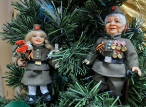 Семьям Вышневолоцкого городского округа предложили сделать новогодние ретро-игрушки