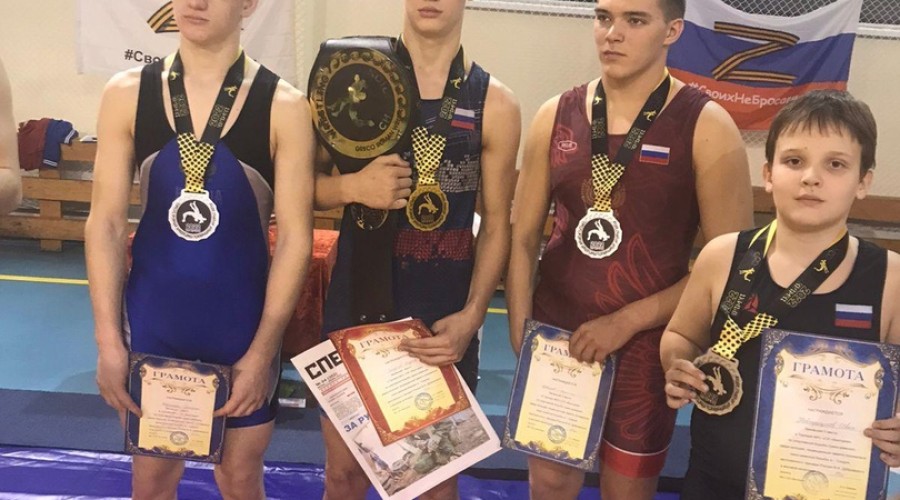 Вышневолоцкие спортсмены завоевали награды на турнире по спортивной борьбе