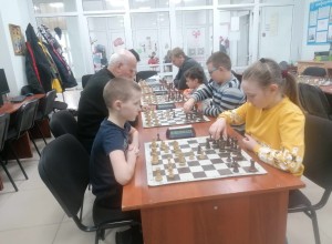 В Вышнем Волочке прошёл финал традиционного городского турнира «Мемориал Ромкина А.А.» по быстрым шахматам