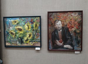 В Вышнем Волочке открылась выставка живописи «Подсолнухи для портрета». Видео